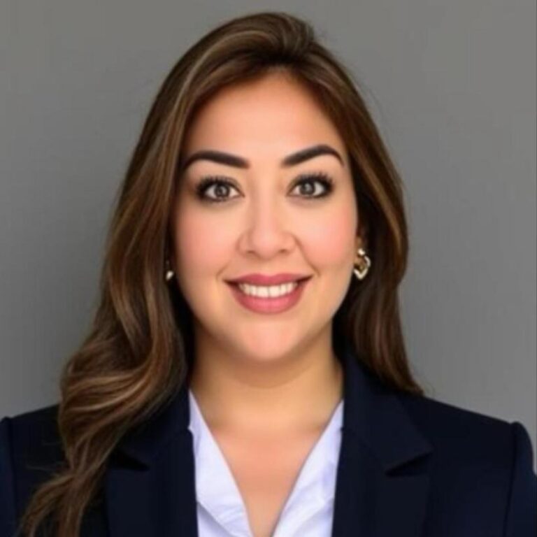 Dr. Johanna Hernandez